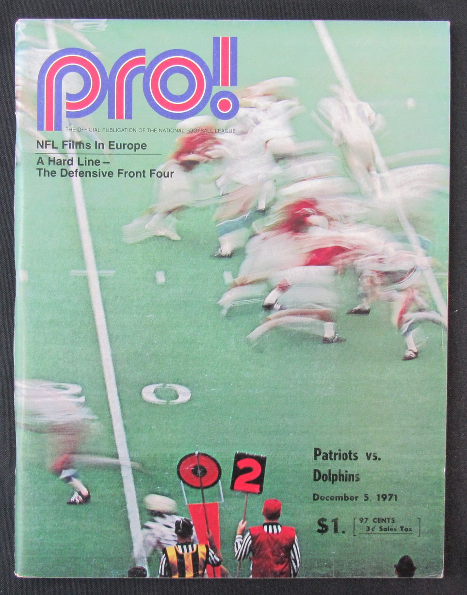 1971 New England Patriots vs. Miami Dolphin Program 12/05/71 172382
