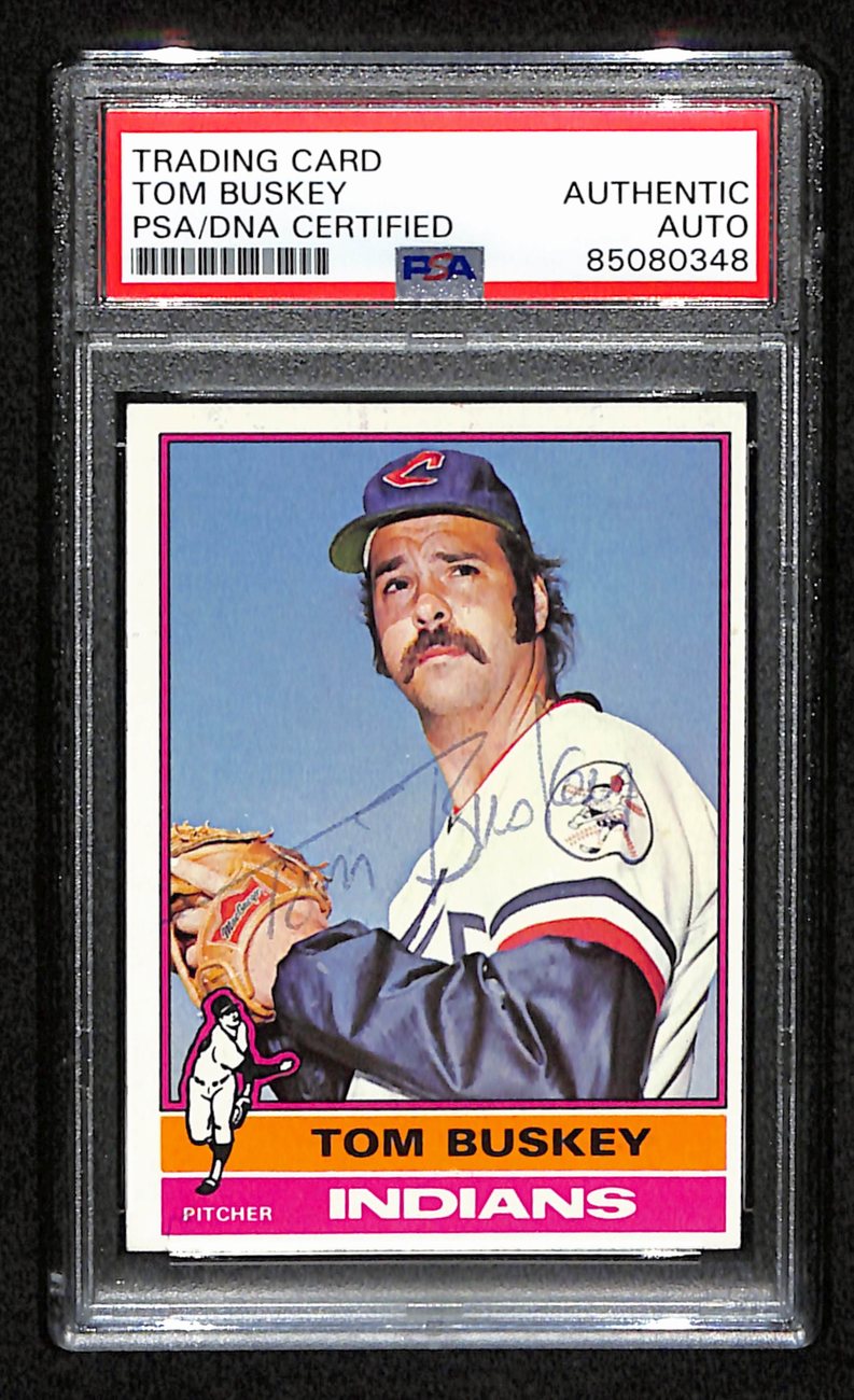 Tom Buskey Signed 1976 Topps Card #178 Cleveland Indians PSA/DNA 184393
