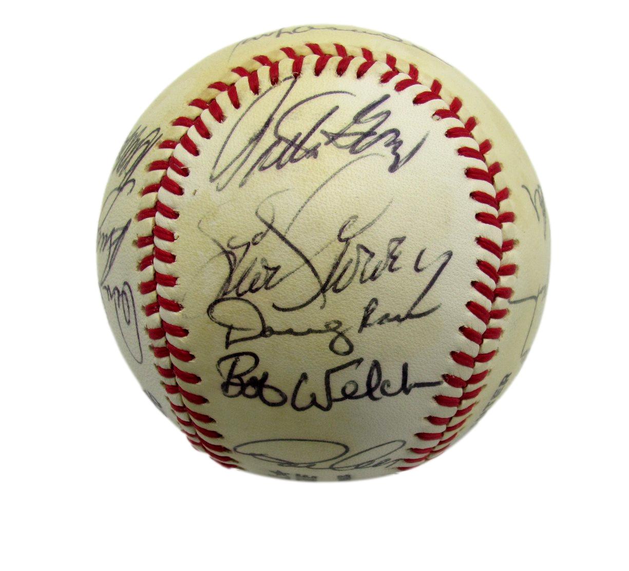 1979 Dodgers Team Signed by 16 ONL Baseball Sutton Lasorda HOF Garvey 190530