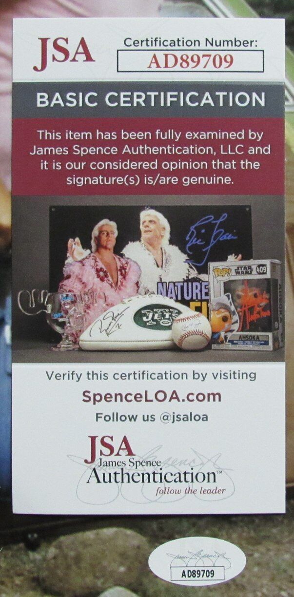 Chevy Chase/Beverly D'Angelo Dual-Autographed 12x18 Photo Vacation JSA