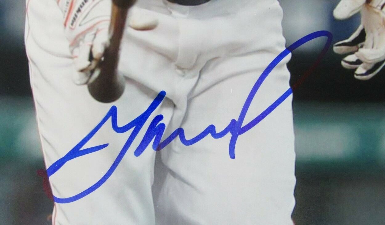 Jose Altuve Houston Astros Signed/Autographed 16x20 Photo JSA 159965