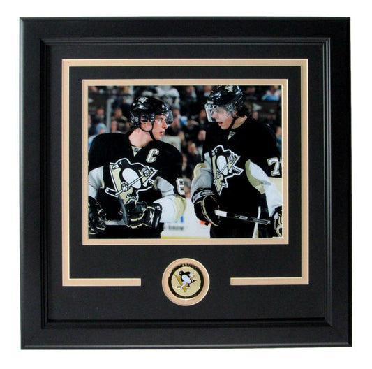 Sidney Crosby/Evgeni Malkin Penguins Unsigned 8x10 Photo Framed 166653