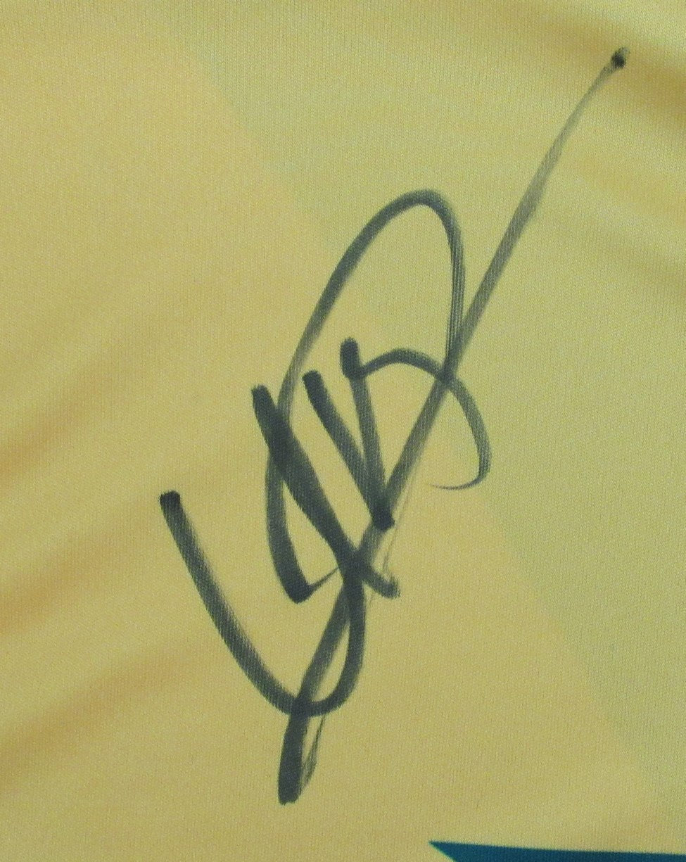 Usain Bolt Autographed Track Jersey Jamaica Olympic Runner Beckett 180044