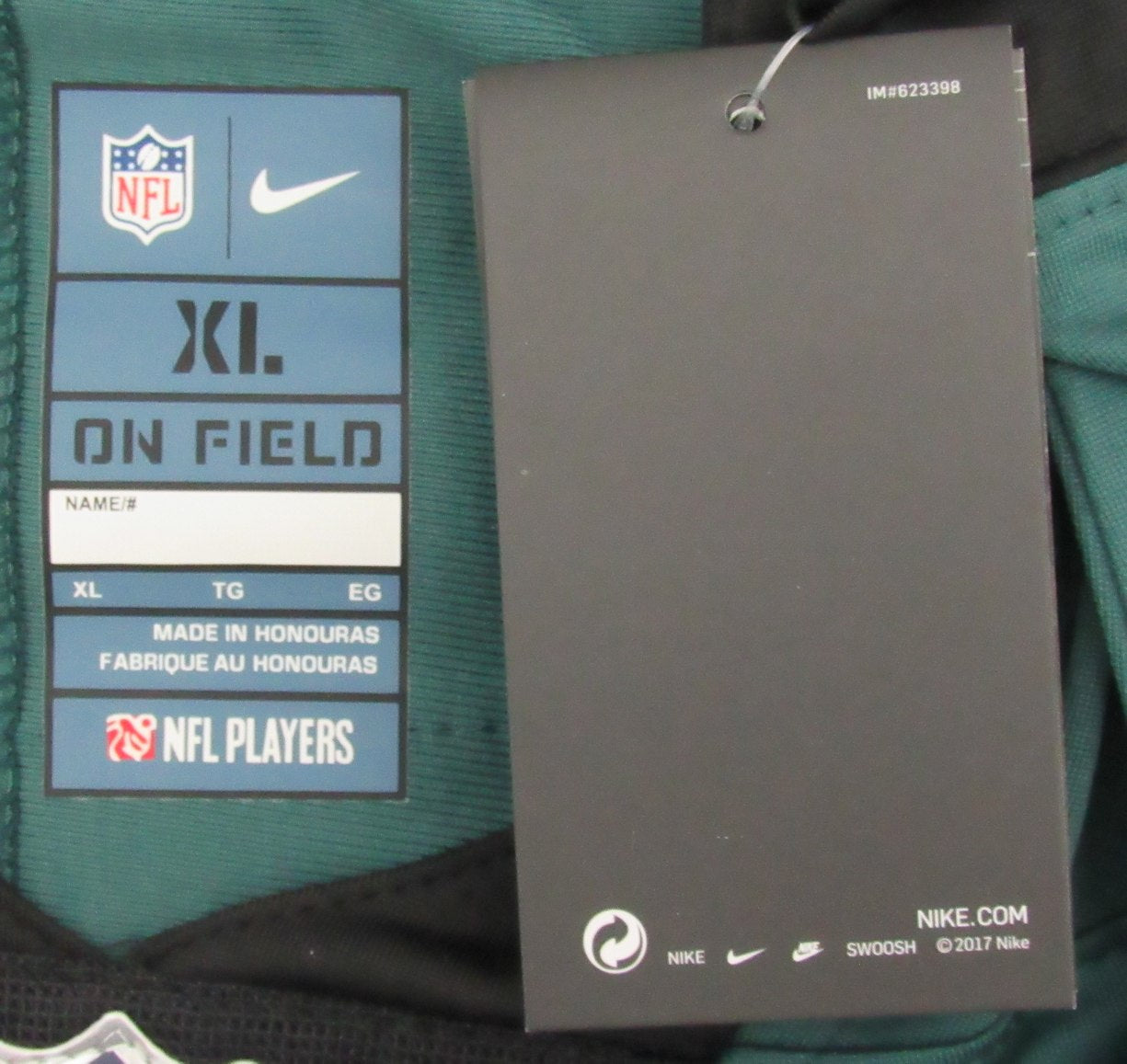 Saquon Barkley Autographed Nike Green Football Jersey Eagles Beckett 190148