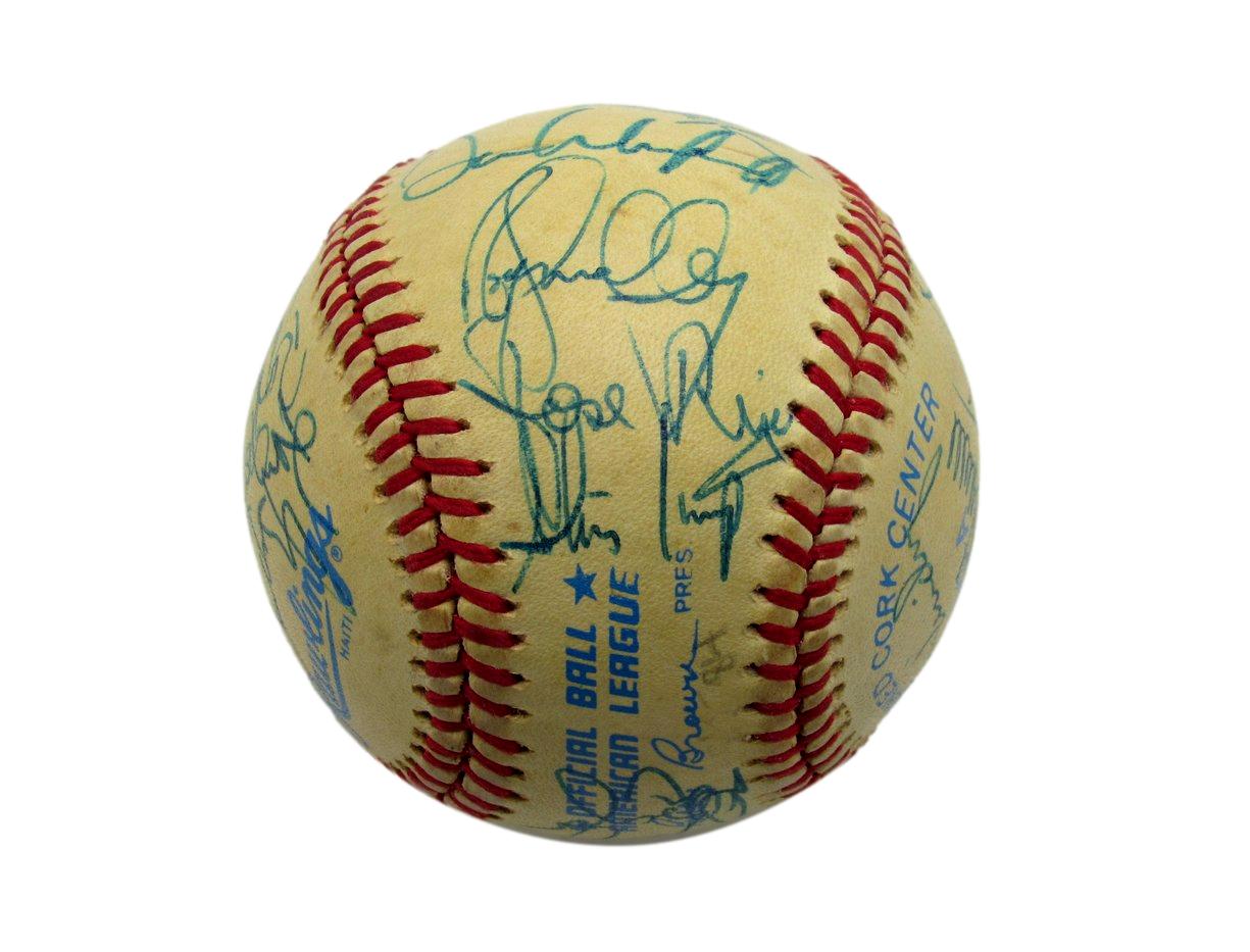 1984 Yankees OAL Team Signed Baseball (24) Mattingly (Rookie) Berra HOF 192208