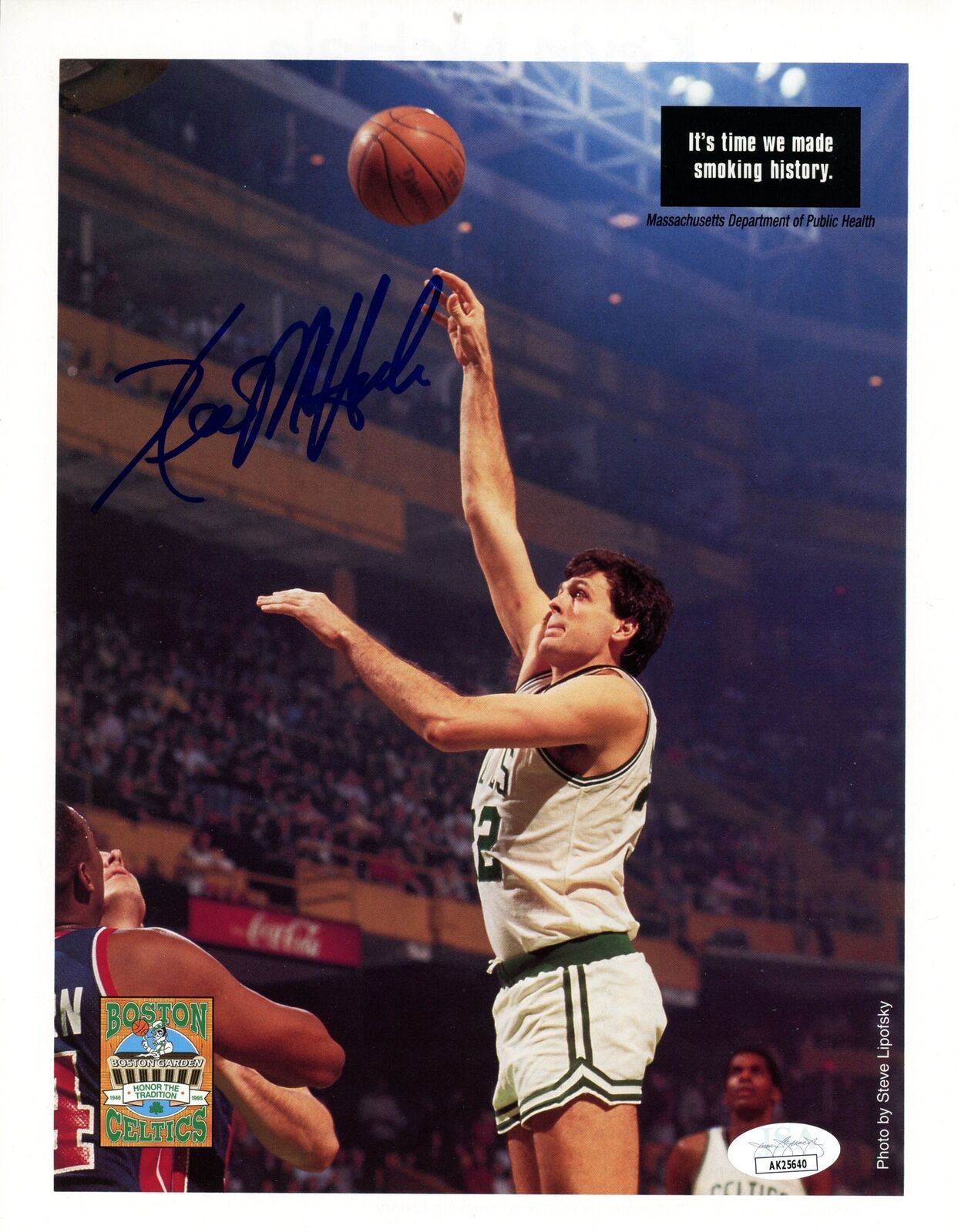 Kevin NcHale HOF Autographed 8x10 Photo with Stats Boston Celtics JSA 181411