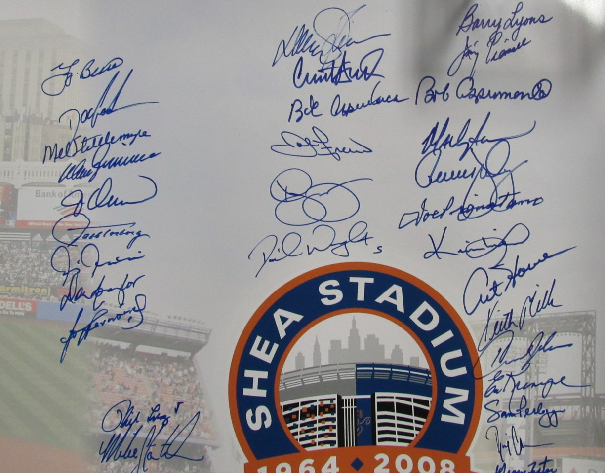 New York Yankees and Mets Collage Team Signed by 96 16x20 Photo MLB Holo 193246