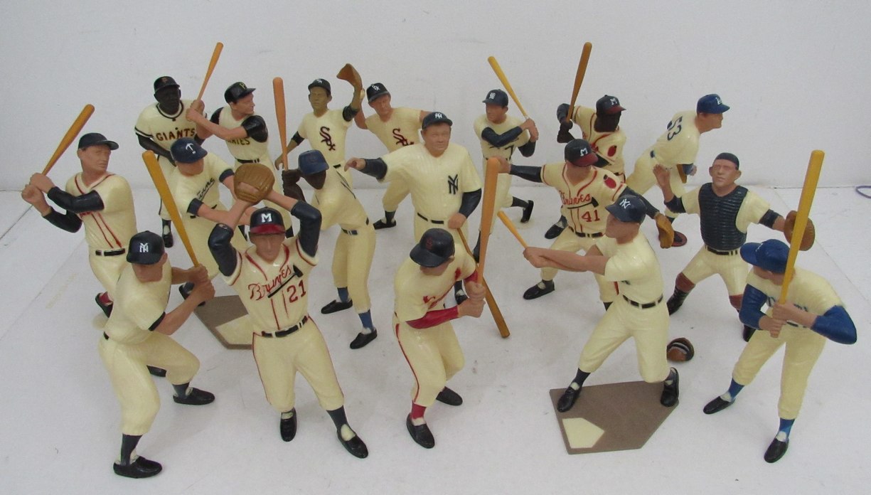 Impressive 1958-63 Original Hartland Statue Complete Set (18) 193307