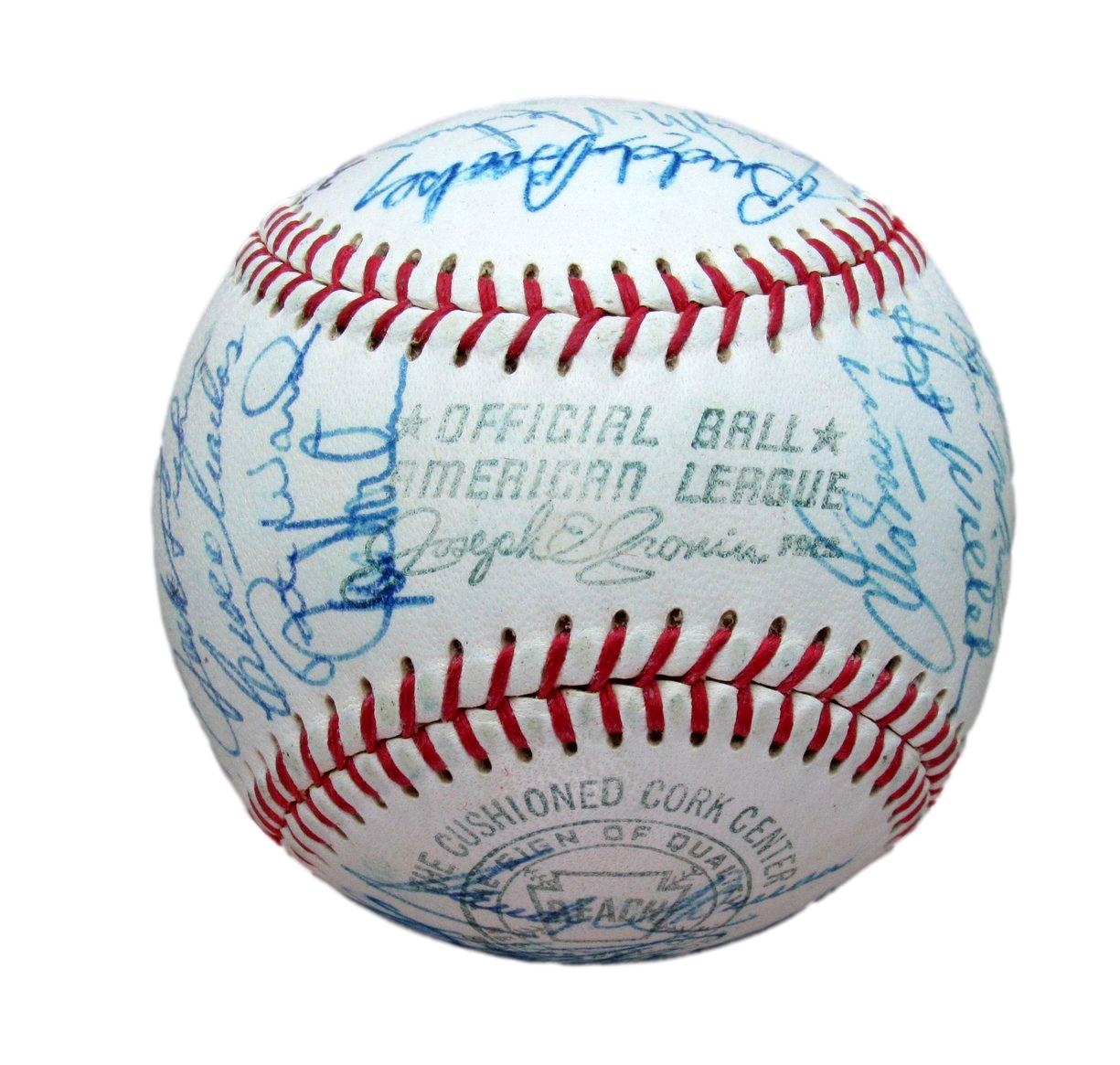 1968 Chicago White Sox Team Signed OAL Baseball (31) Wilhelm Aparicio HOF 193593