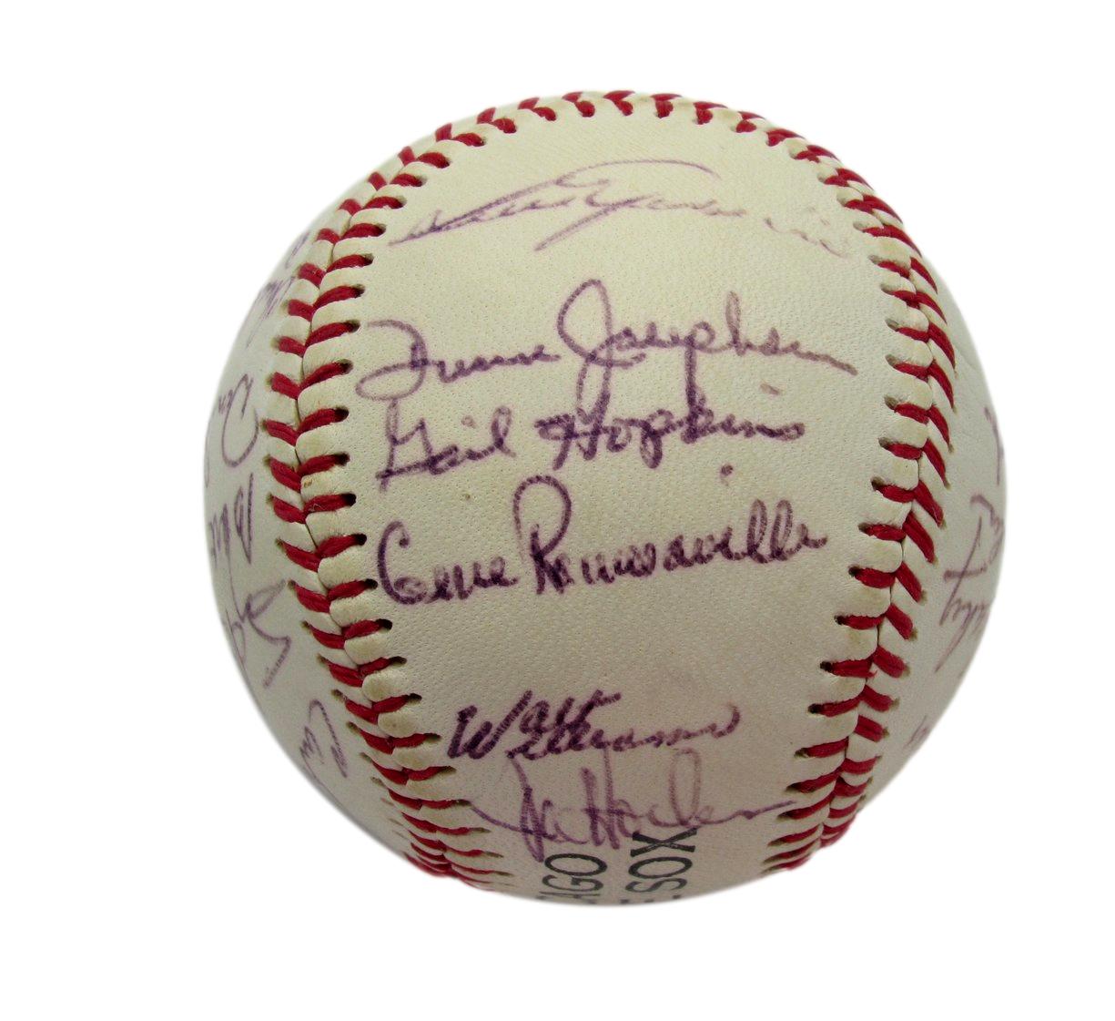 1969 Chicago White Sox Team Signed Baseball (26) Luis Aparicio HOF 193597