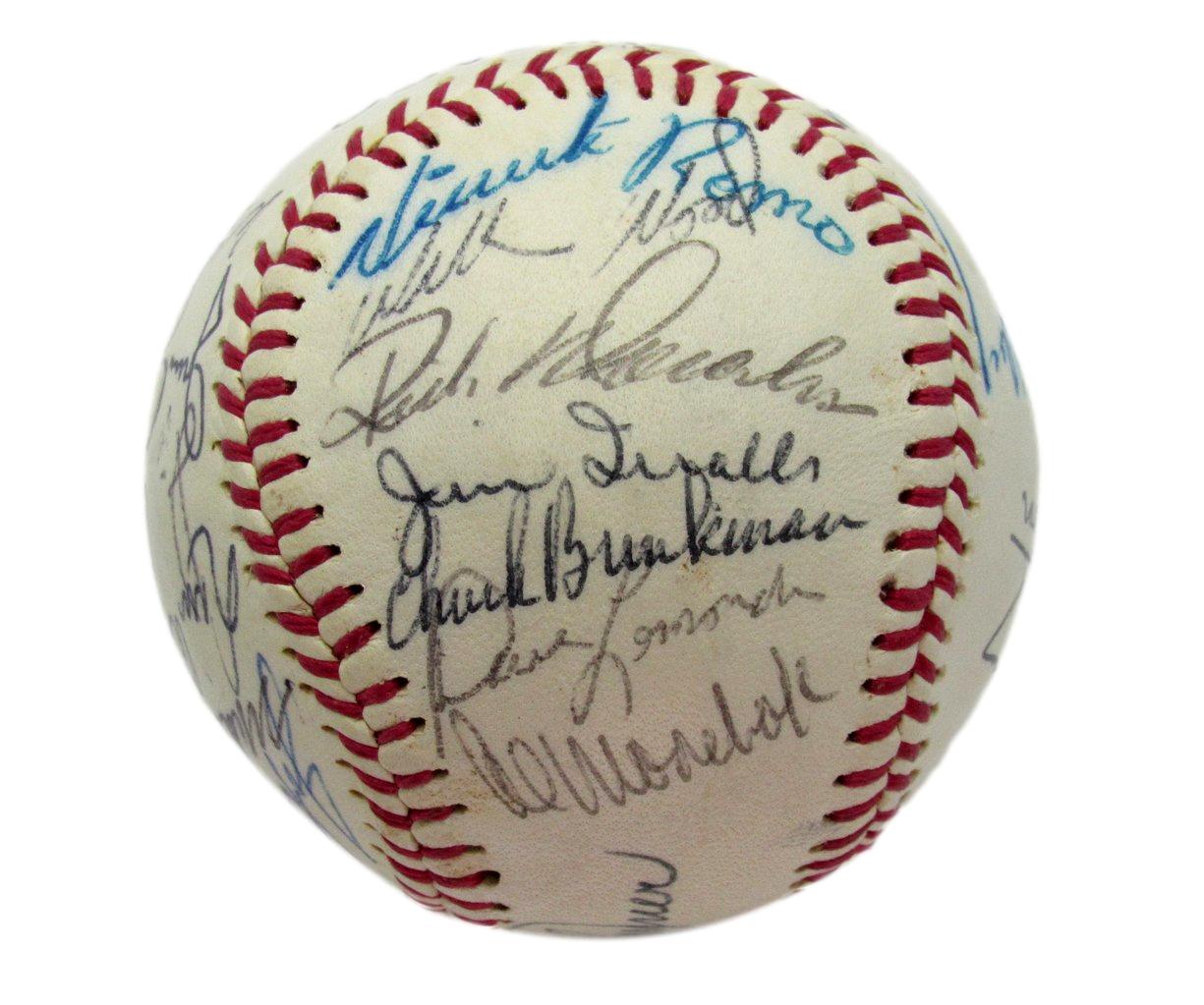 1972 Chicago White Sox Team Signed Baseball (25) Tanner Wood 193598