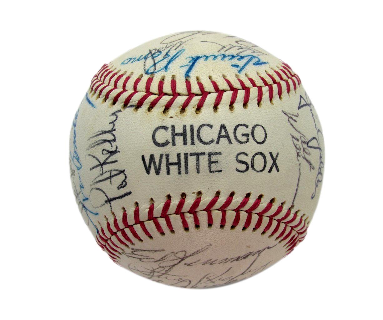 1972 Chicago White Sox Team Signed Baseball (25) Tanner Wood 193598