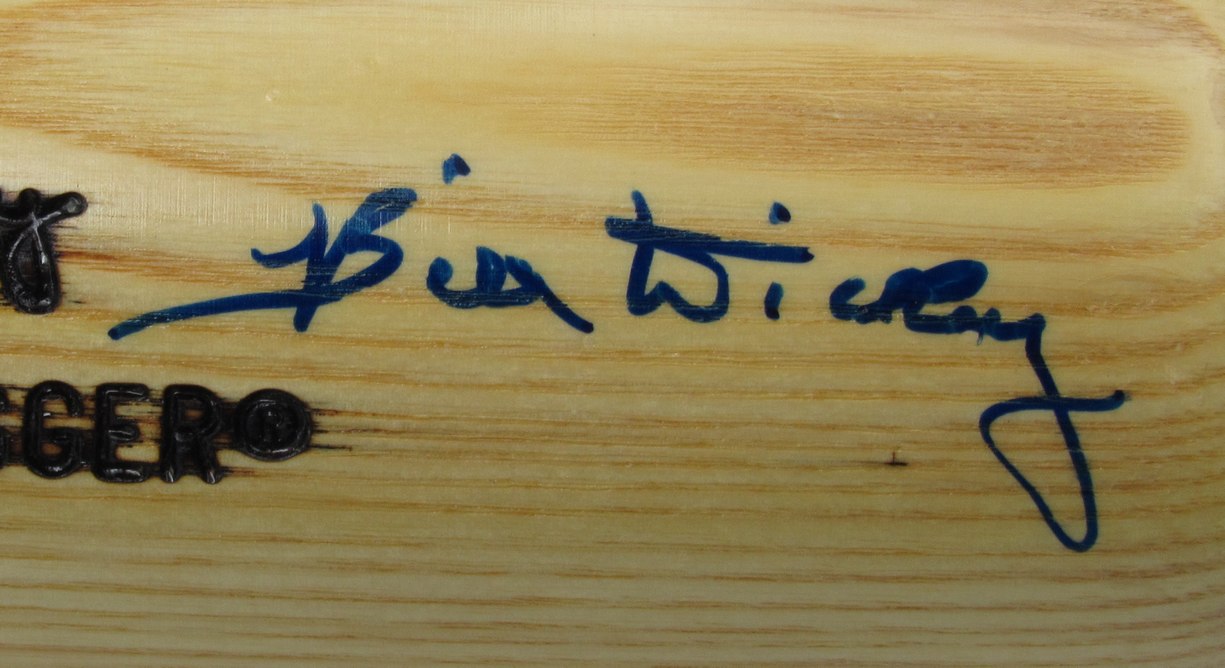 Bill Dickey HOF Yankees Signed Louisville Slugger Baseball Bat PSA/DNA 193949
