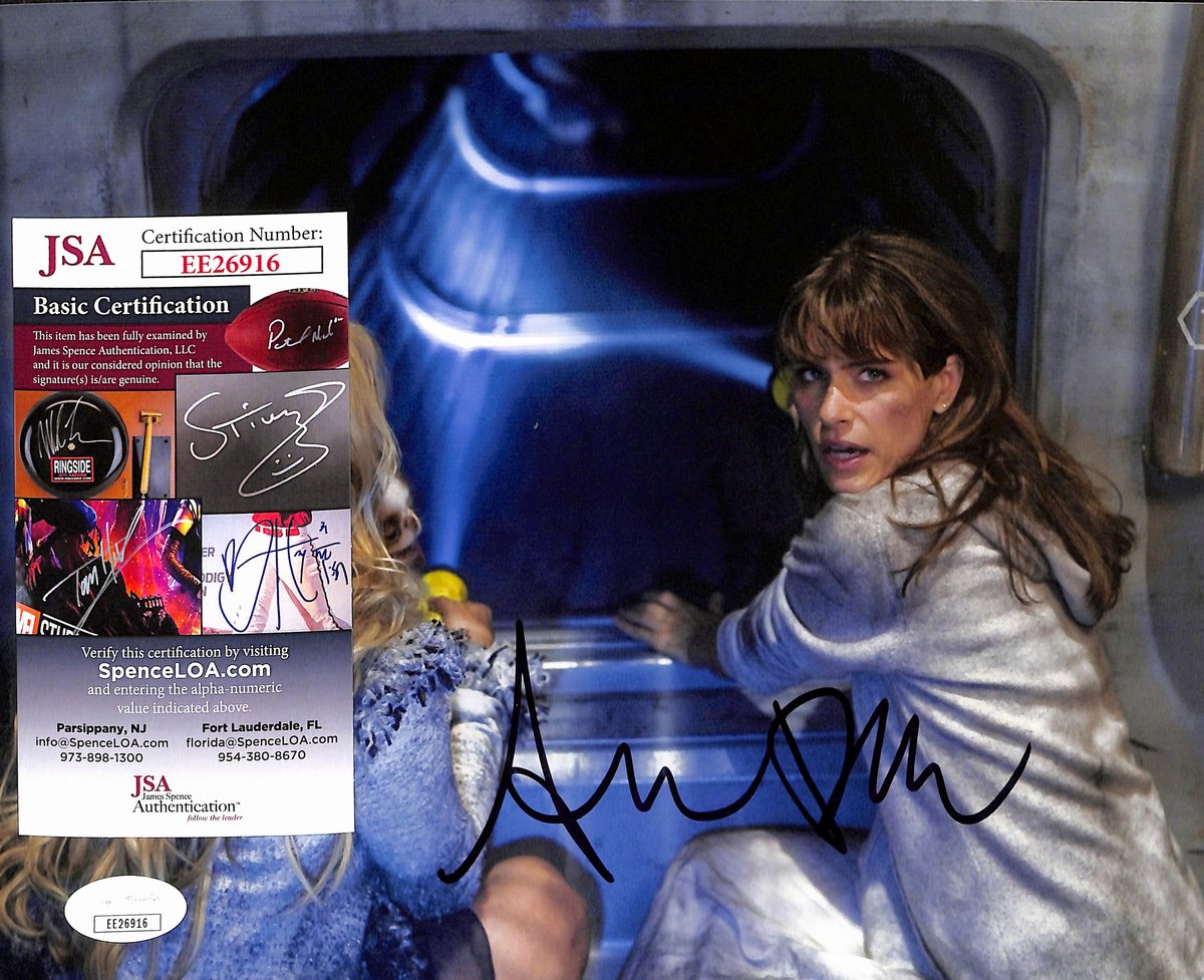 Amanda Peet Signed/Autographed 8x10 Photo Actress JSA 193703