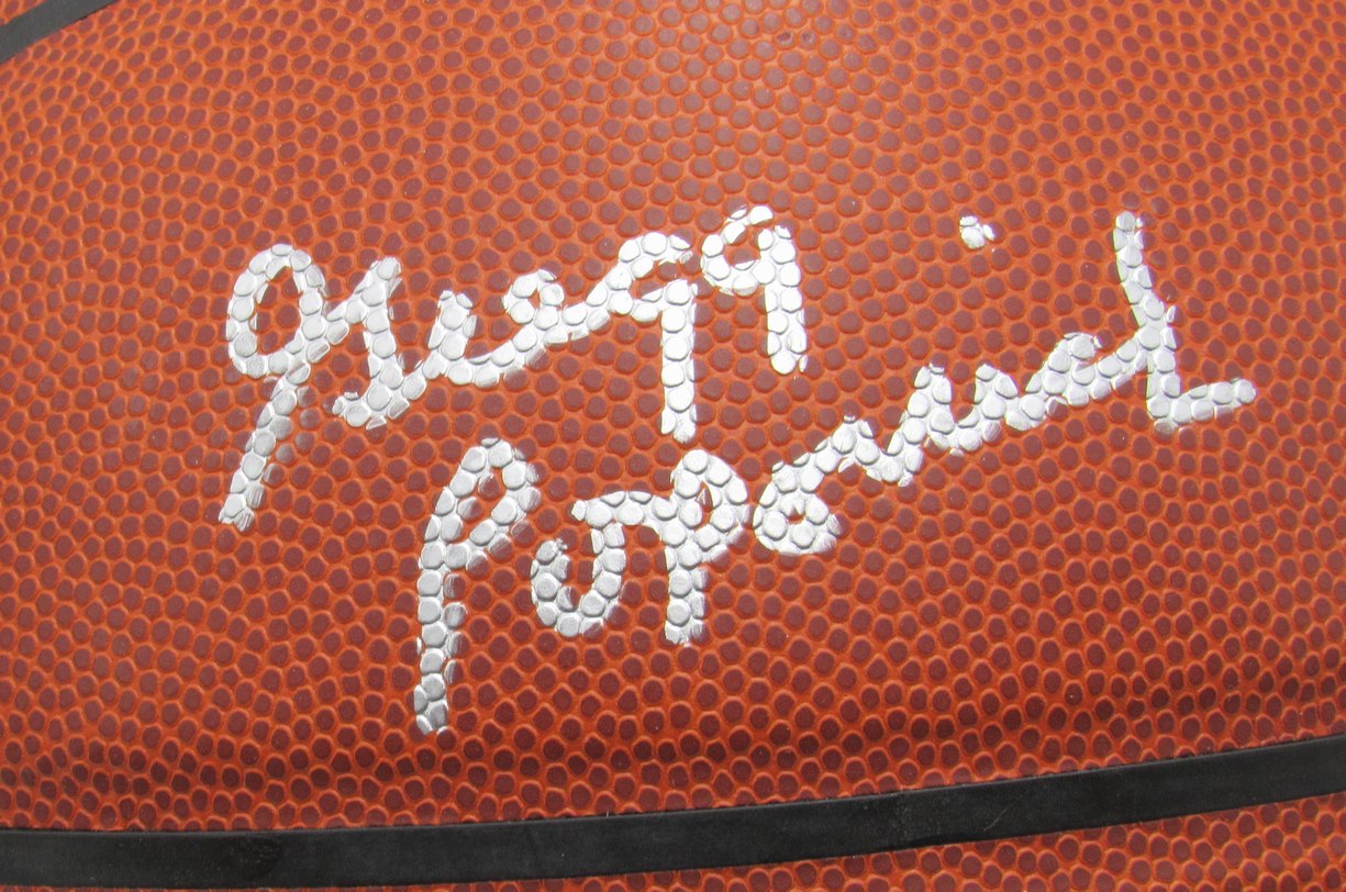 Gregg Popovich HOF San Antonio Spurs Signed Spalding NBA Basketball PSA 195244