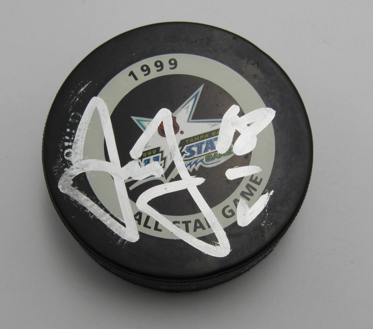 Jaromír Jágr Signed 1999 All Star Game Official Hockey Puck Penguins PSA 193962