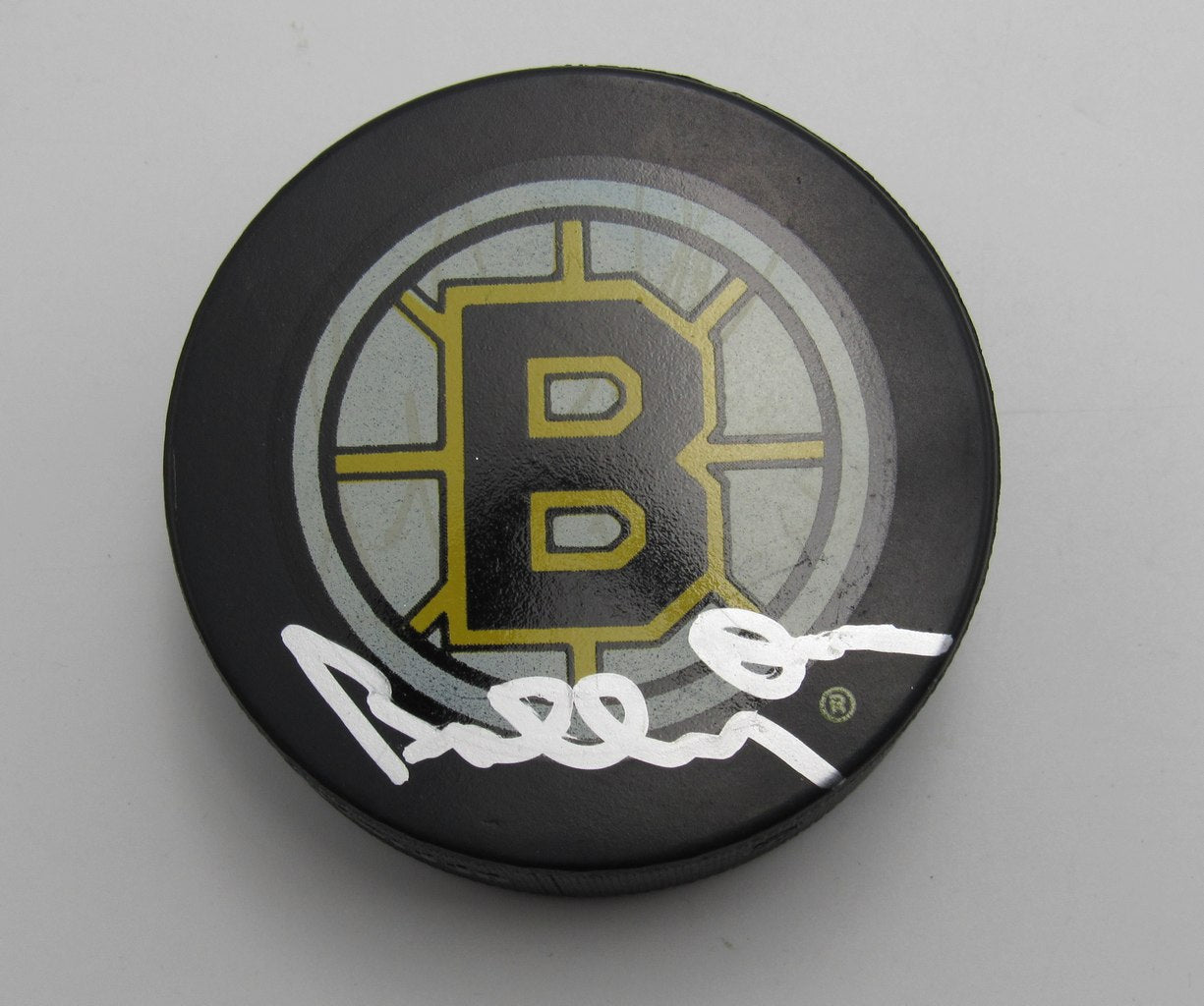 Bobby Orr HOF Signed/Auto Boston Bruins Official Game Hockey Puck PSA 193964