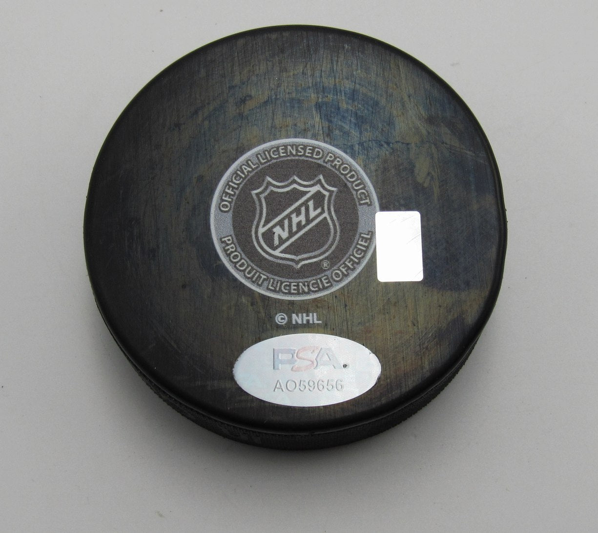 Yvan Cournoyer HOF Signed/Inscribed Montreal Canadiens Hockey Puck PSA 193988