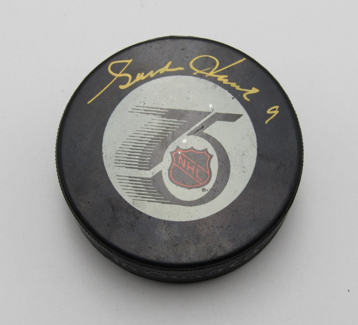 Gordie Howe HOF Signed NHL 75 Official Game Hockey Puck Red Wings PSA 194230