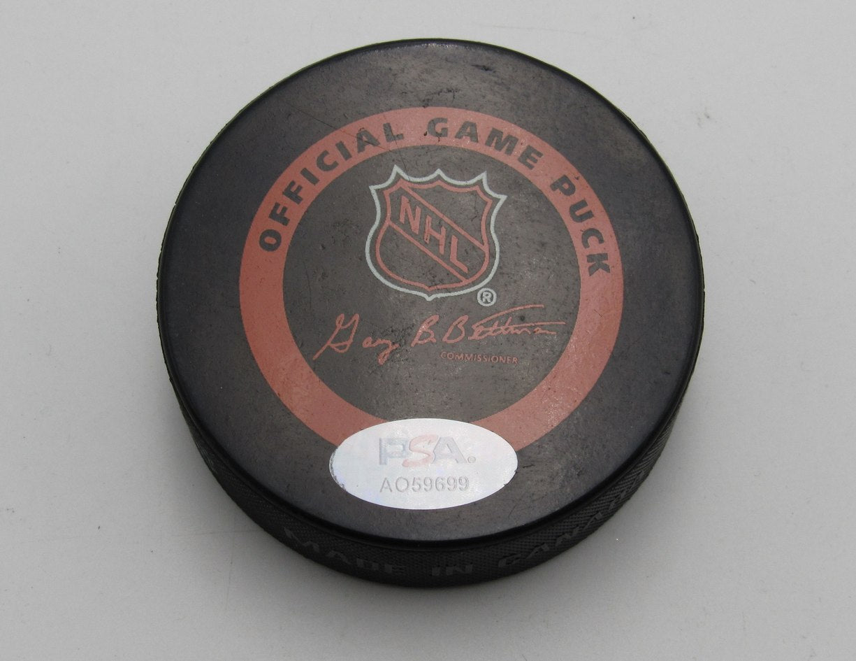 Ray Bourque HOF Signed/Auto Official Game Hockey Puck Boston Bruins PSA 194275