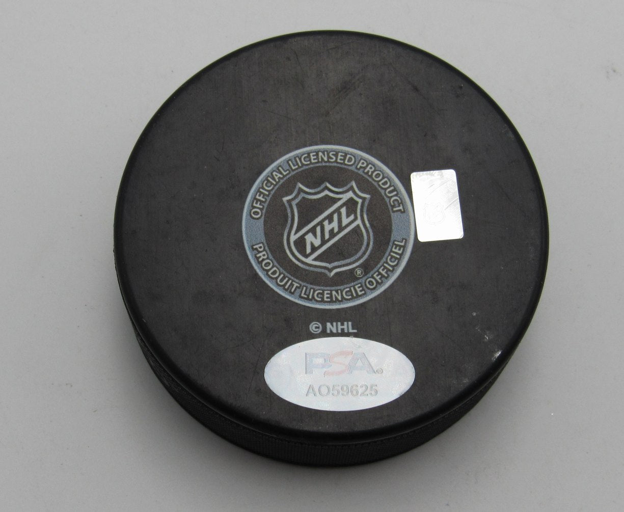 David Pastrňák Signed/Autographed Boston Bruins Hockey Puck PSA 194280