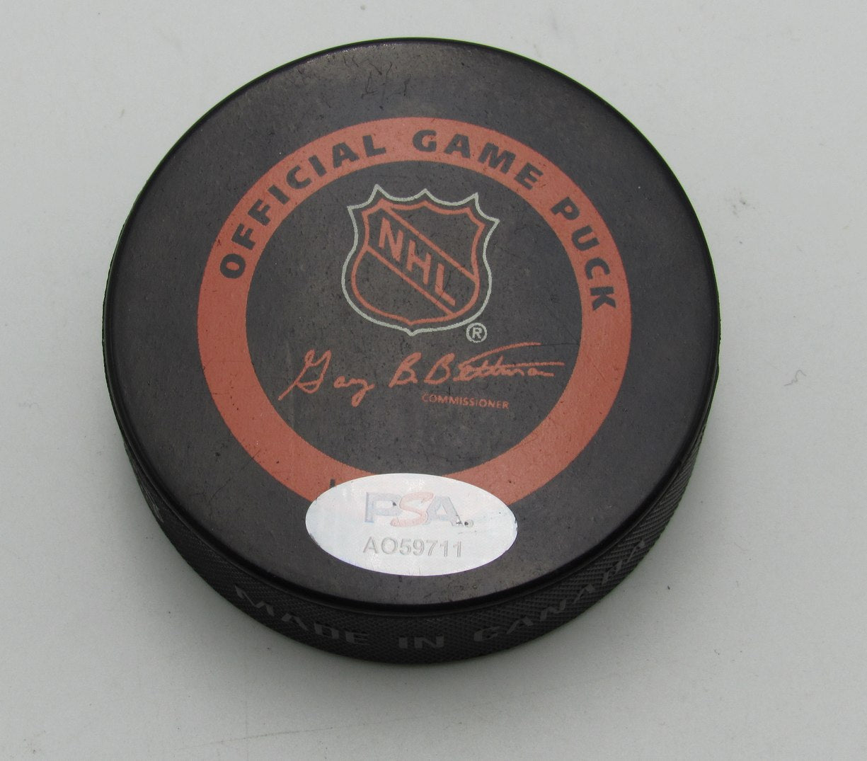 Cam Neely HOF Signed/Auto Boston Bruins Official Game Hockey Puck PSA 194309