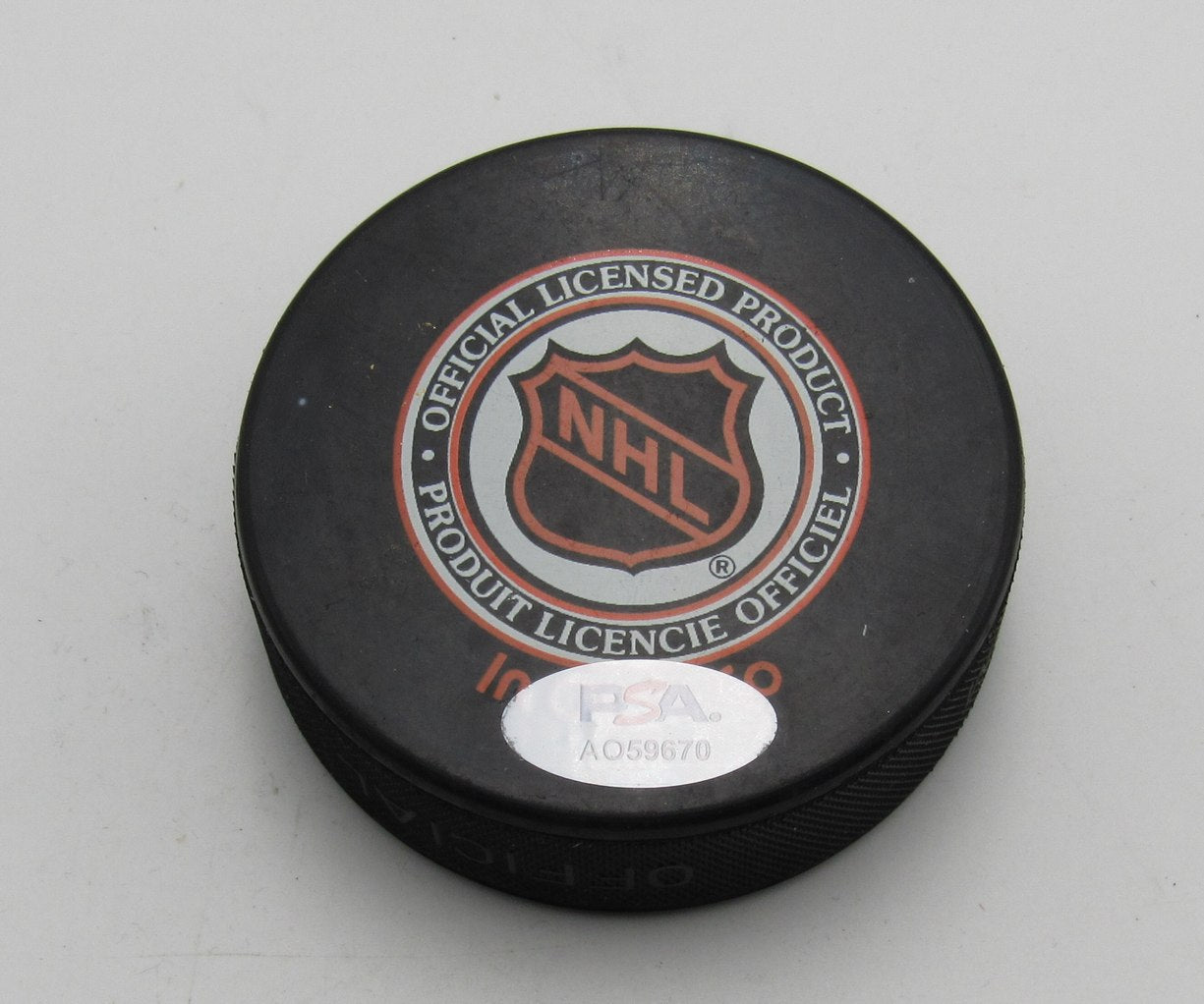 Ray Bourque HOF Signed/Auto 1998 Nagano Hockey Puck Canadian Team PSA 194306