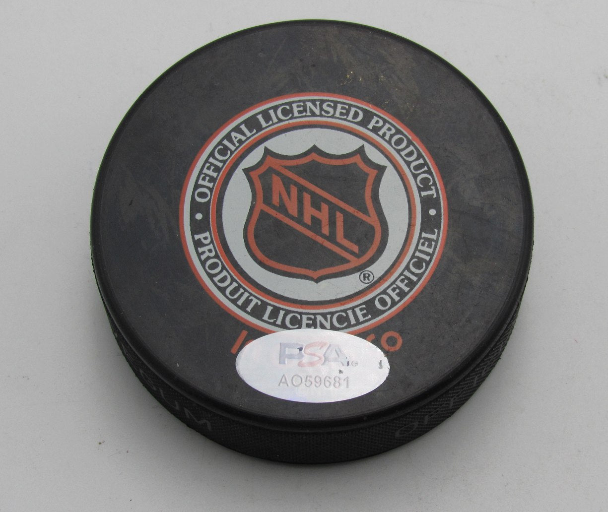 Ray Bourque HOF Signed/Auto 1998 Nagano Hockey Puck Canadian Team PSA 194309