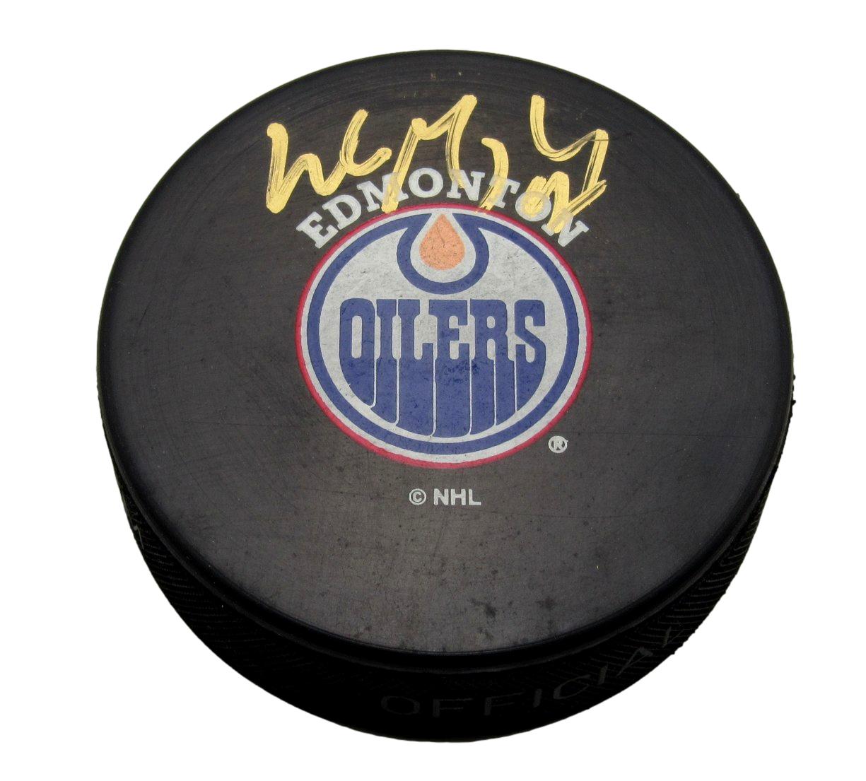 Wayne Gretzky HOF Signed/Autographed Edmonton Oilers Hockey Puck PSA/DNA 197452