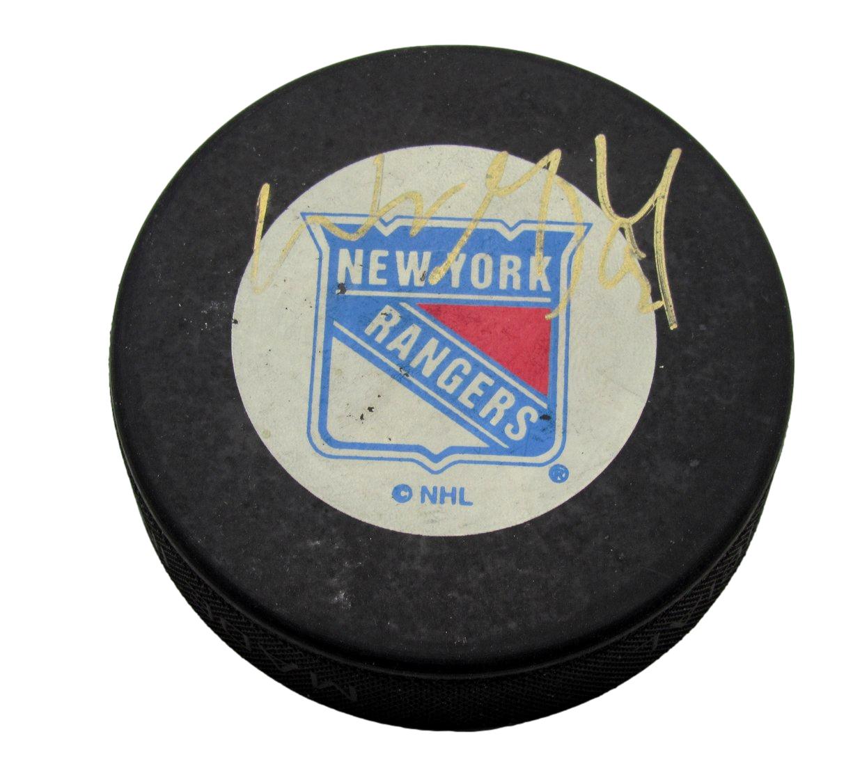 Wayne Gretzky HOF Signed/Autographed New York Rangers Hockey Puck PSA/DNA 197453