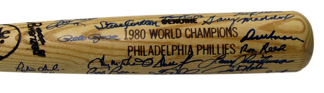 1980 World Series Champs Phillies Bat Signed by 31 Rose McGraw PSA/DNA 197457