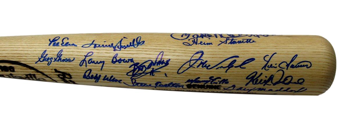 1980 World Series Champs Phillies Bat Signed by 31 Rose McGraw PSA/DNA 197459