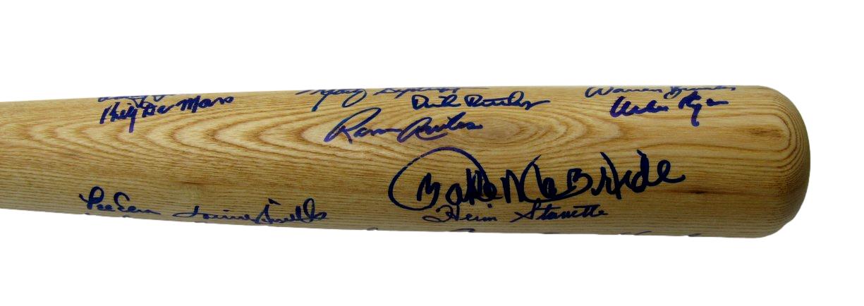 1980 World Series Champs Phillies Bat Signed by 31 Rose McGraw PSA/DNA 197459