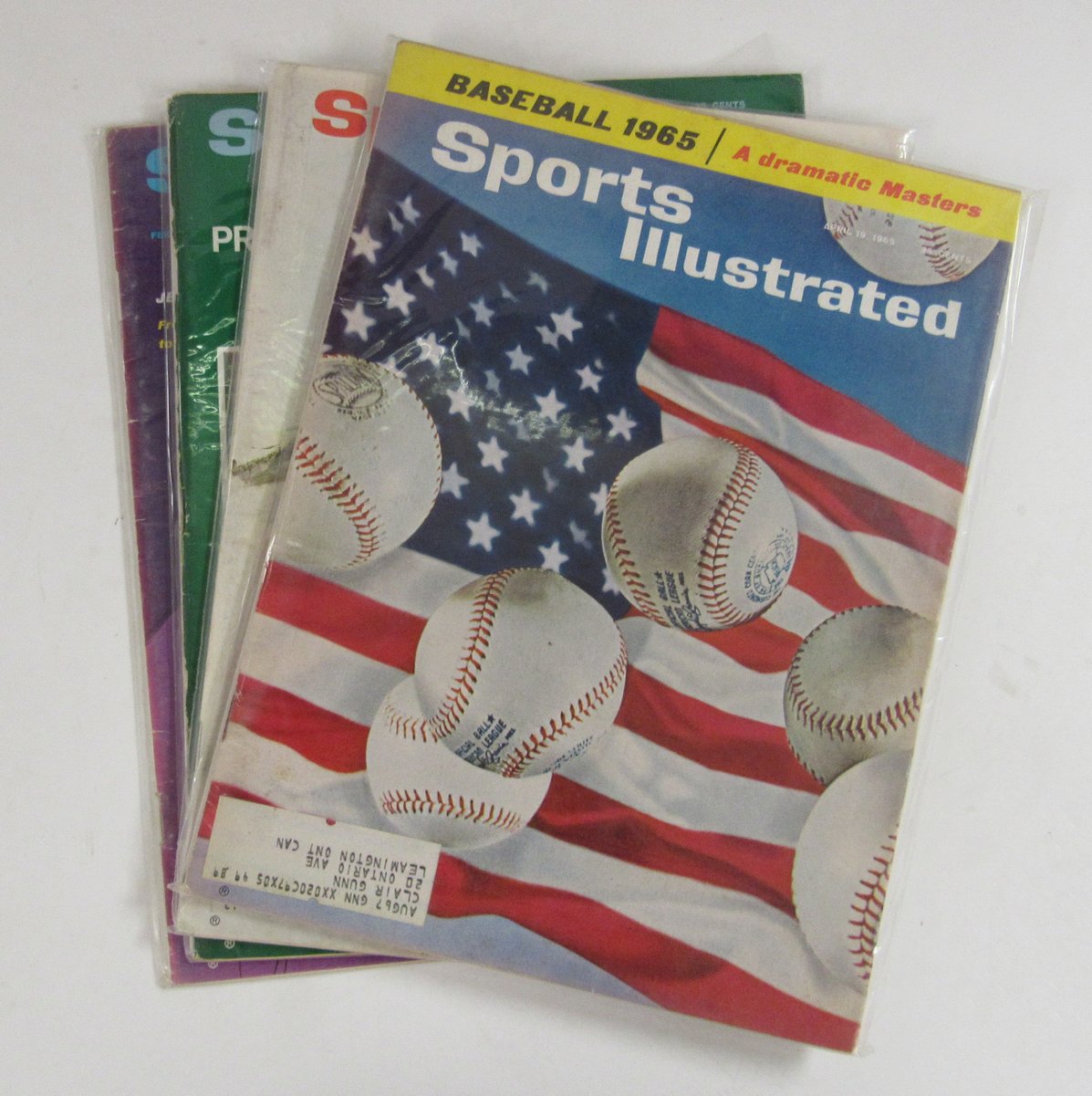 Lot of (17) 1965 Sports Illustrated Magazines Russell/West Covers 197971