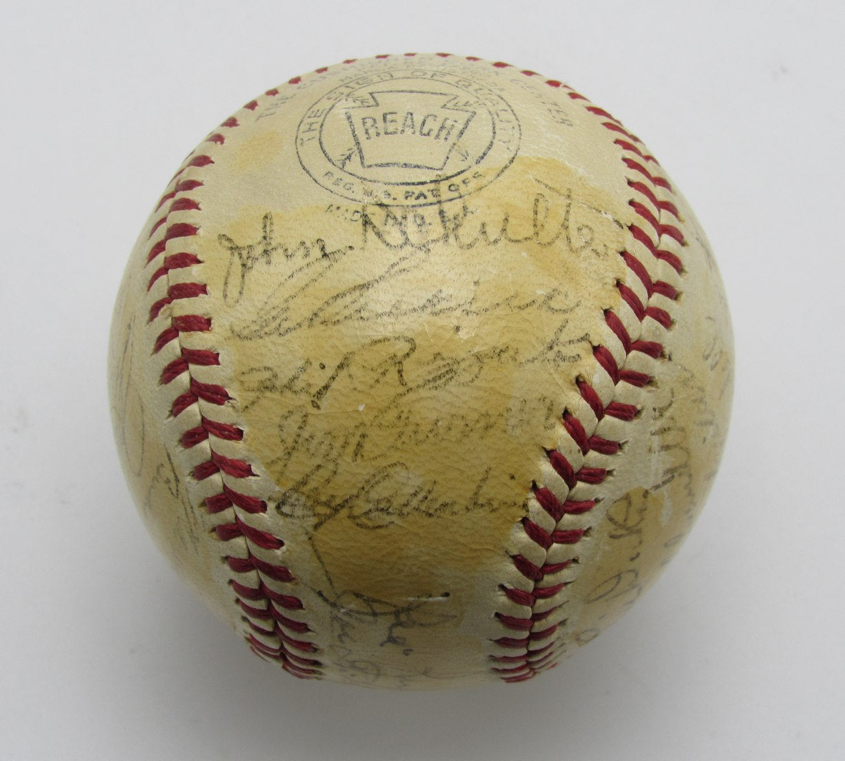 1942 New York Yankees Team Signed by (26) OAL Baseball Rizzuto DiMaggio 196288
