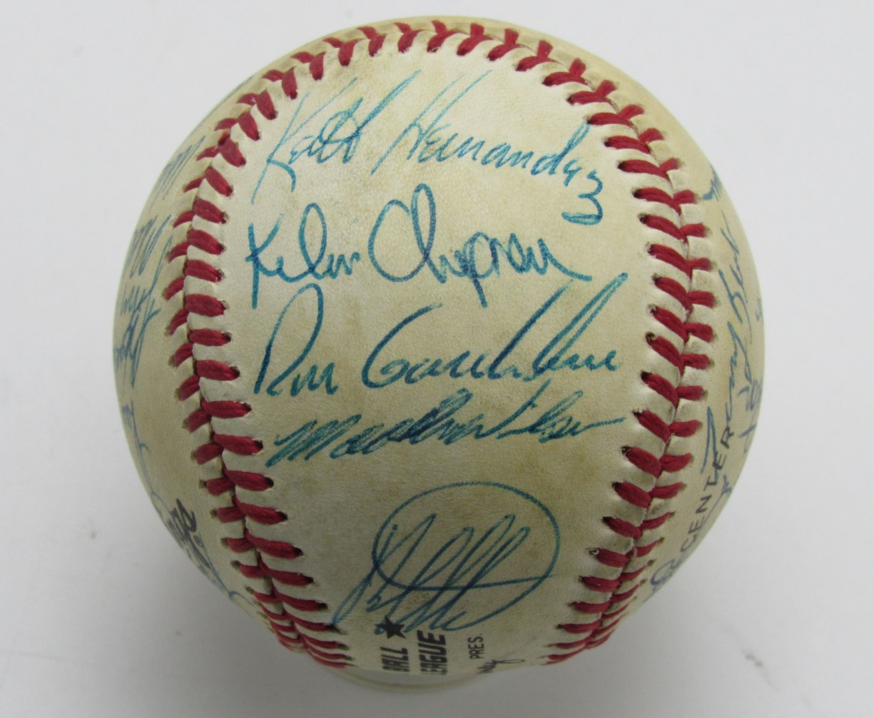 1985 New York Mets Team Signed by (27) ONL Baseball Carter Foster 196290