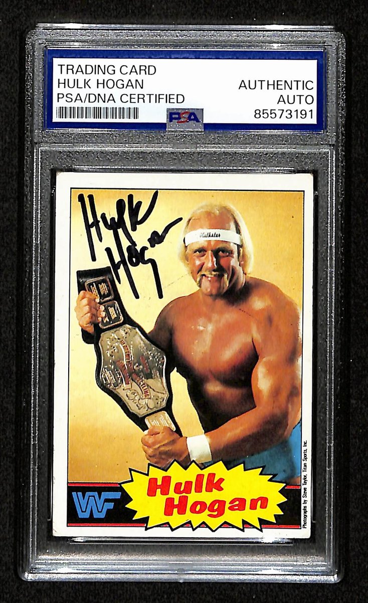 Hulk Hogan Signed/Autographed On Card 1985 TOPPS WWF RC Card #1 PSA/DNA 198800