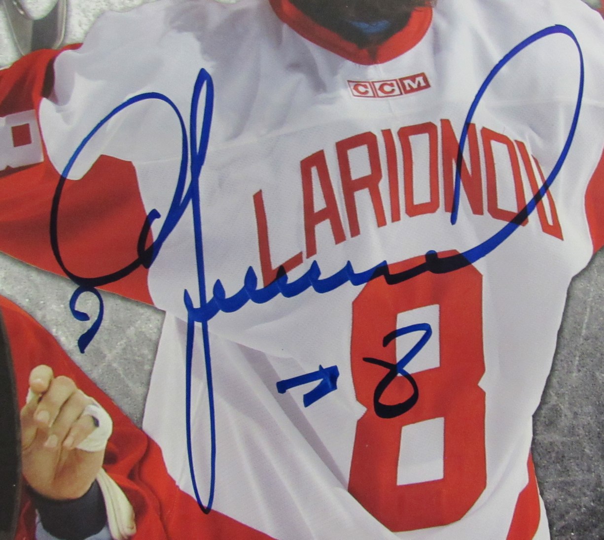 Igor Larionov Signed/Autographed 14x22 Poster Detroit Red Wings JSA 199604