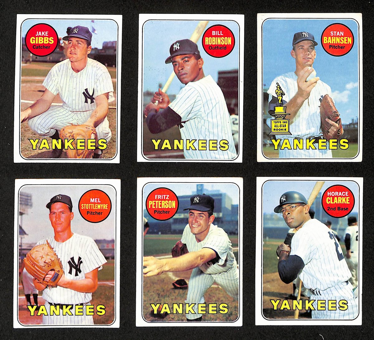 Lot of (15) Miscellaneous UNSIGNED 1960's TOPPS New York Yankees Cards 199429