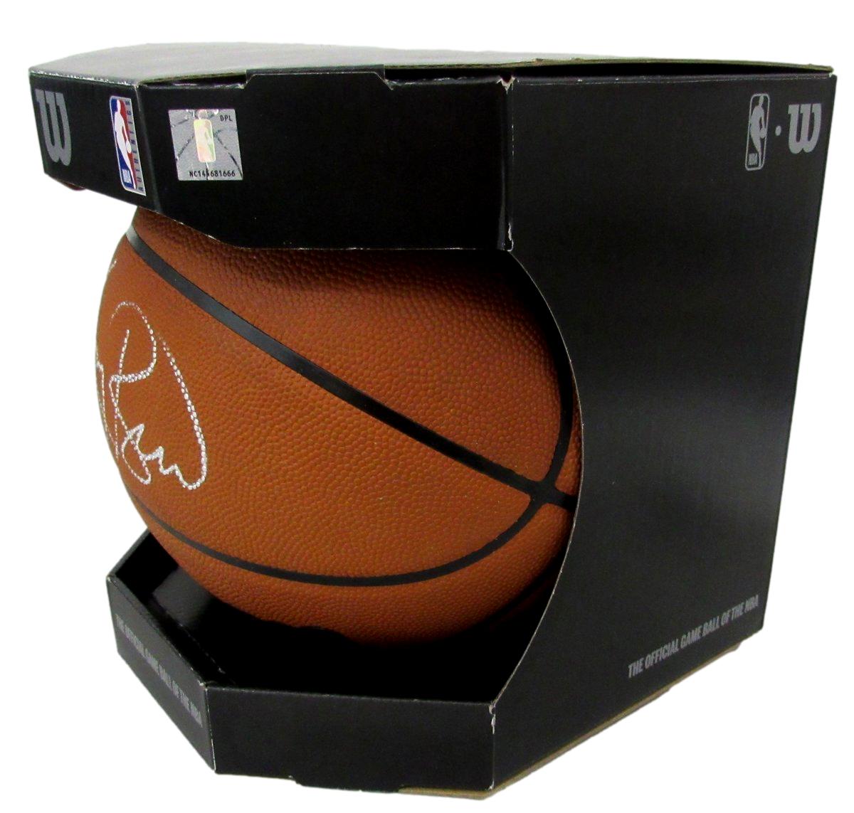 Larry Bird HOF Signed Wilson NBA Leather Game Basketball Celtics PSA/DNA 198609