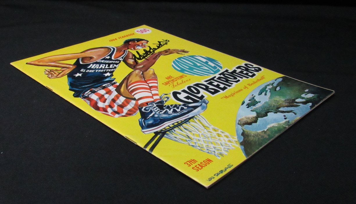 Vintage 1964 Harlem Globetrotters Basketball Program Signed by Meadowlark Lemon