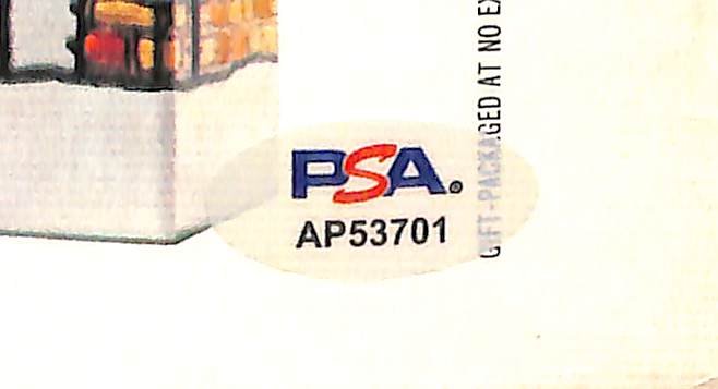 Sugar Ray Leonard Signed/Auto 1979 Sports Illustrated Magazine PSA/DNA 206180