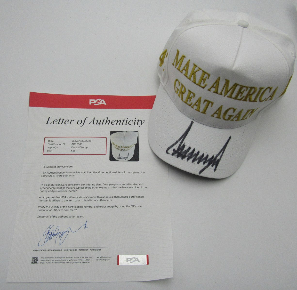 President Donald Trump Signed "Make America Great Again" Baseball Hat PSA/DNA