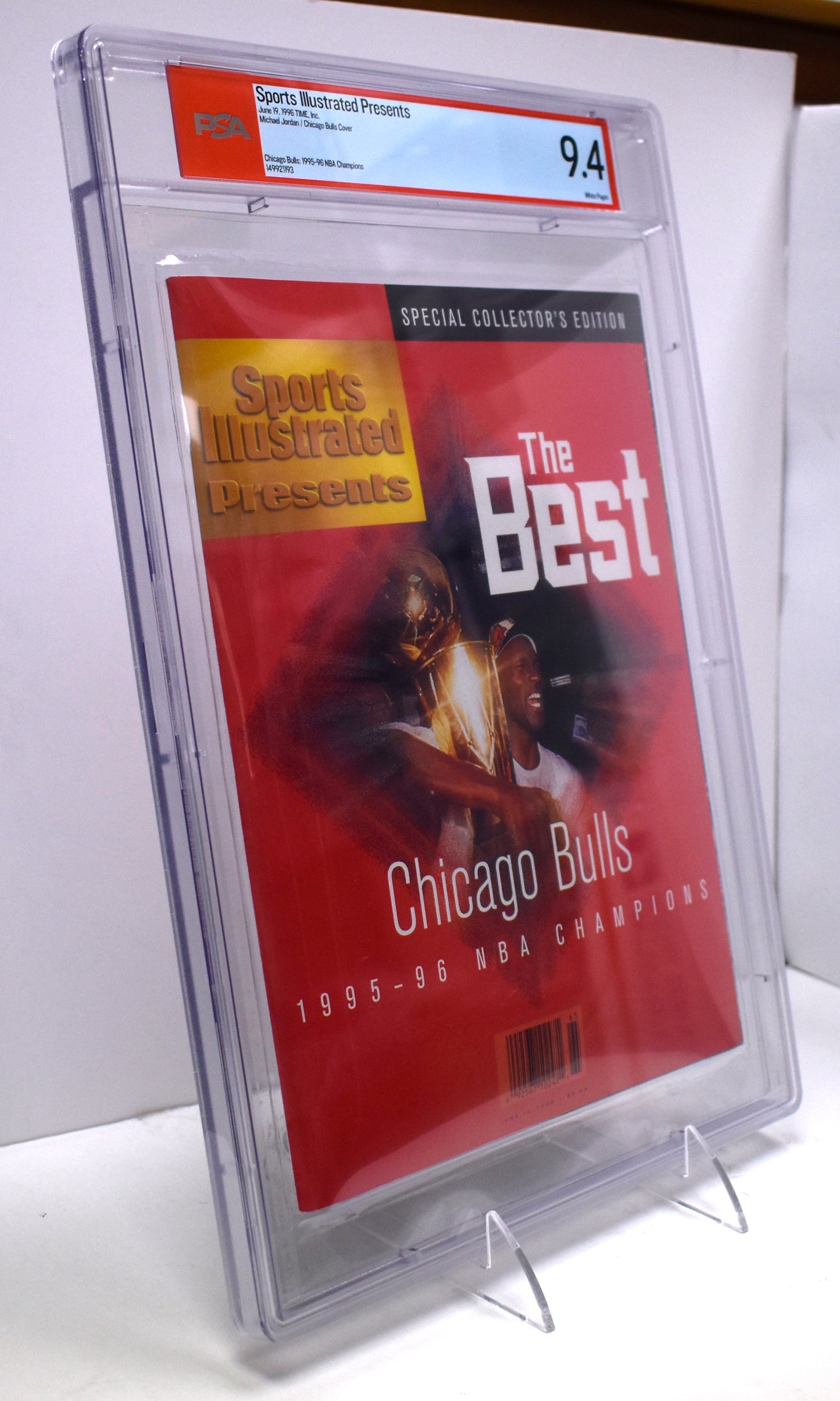 1996 Sports Illustrated Magazine NO LABEL Michael Jordan HOF PSA/DNA 9.4 208335