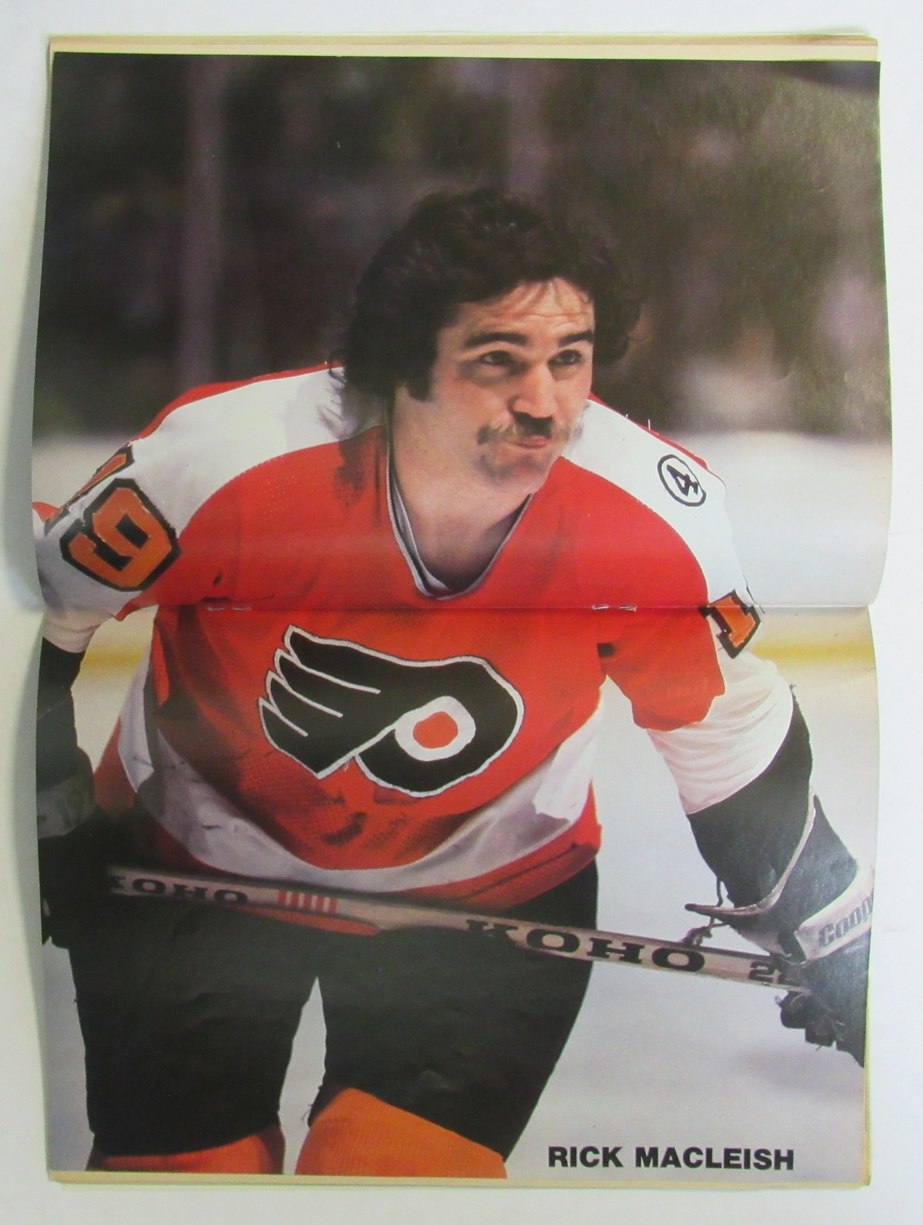 November 1979 Hockey Pictorial Magazine Darryl Sittler on cover NOLABEL 210995