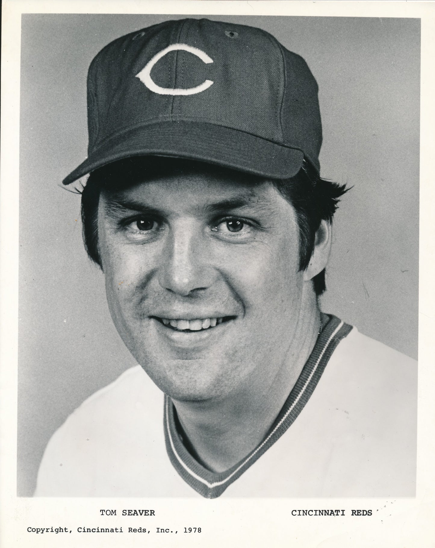 Tom Seaver HOF Cincinnati Reds Team Issued 8x10 B/W Photo 210349