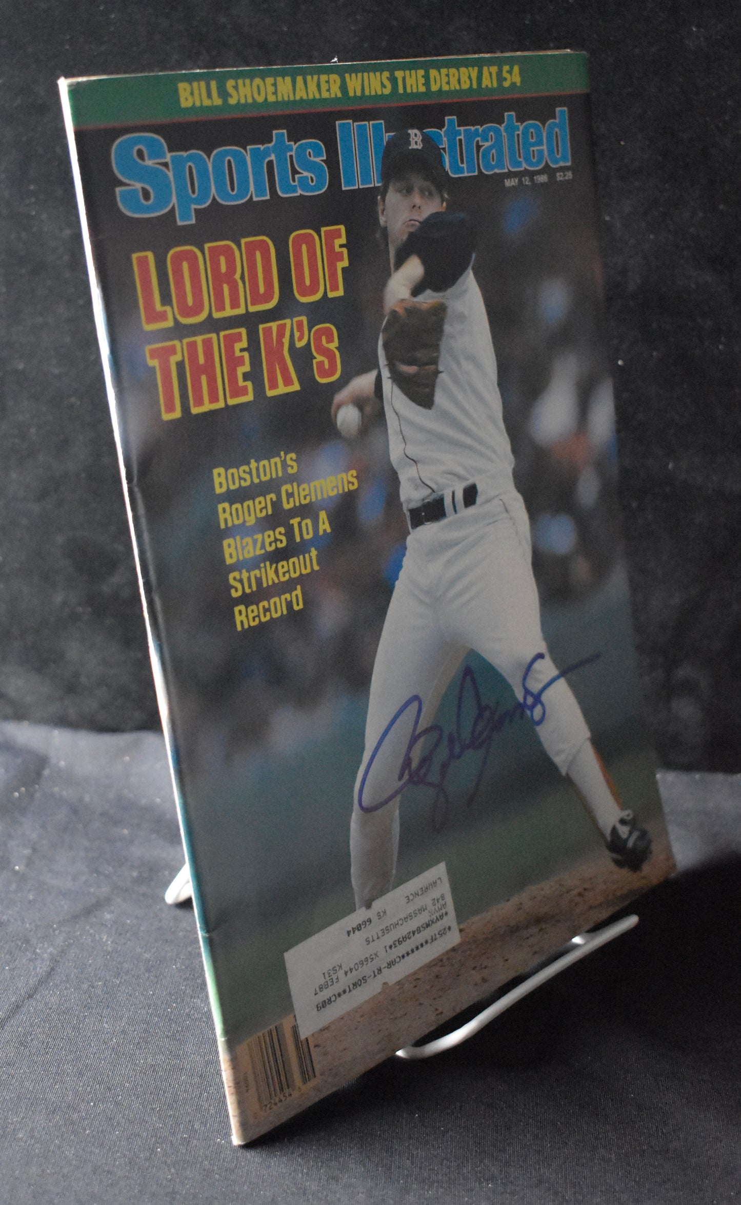 Roger Clemens Signed/Autographed 1986 Sports Illustrated Red Sox JSA 212086