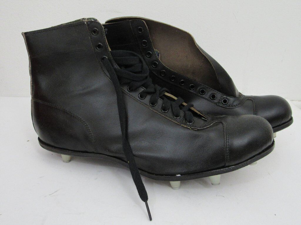 Pair of Vintage Wilson Riteweight Black Football Cleats Size 8.5 NIB 182908