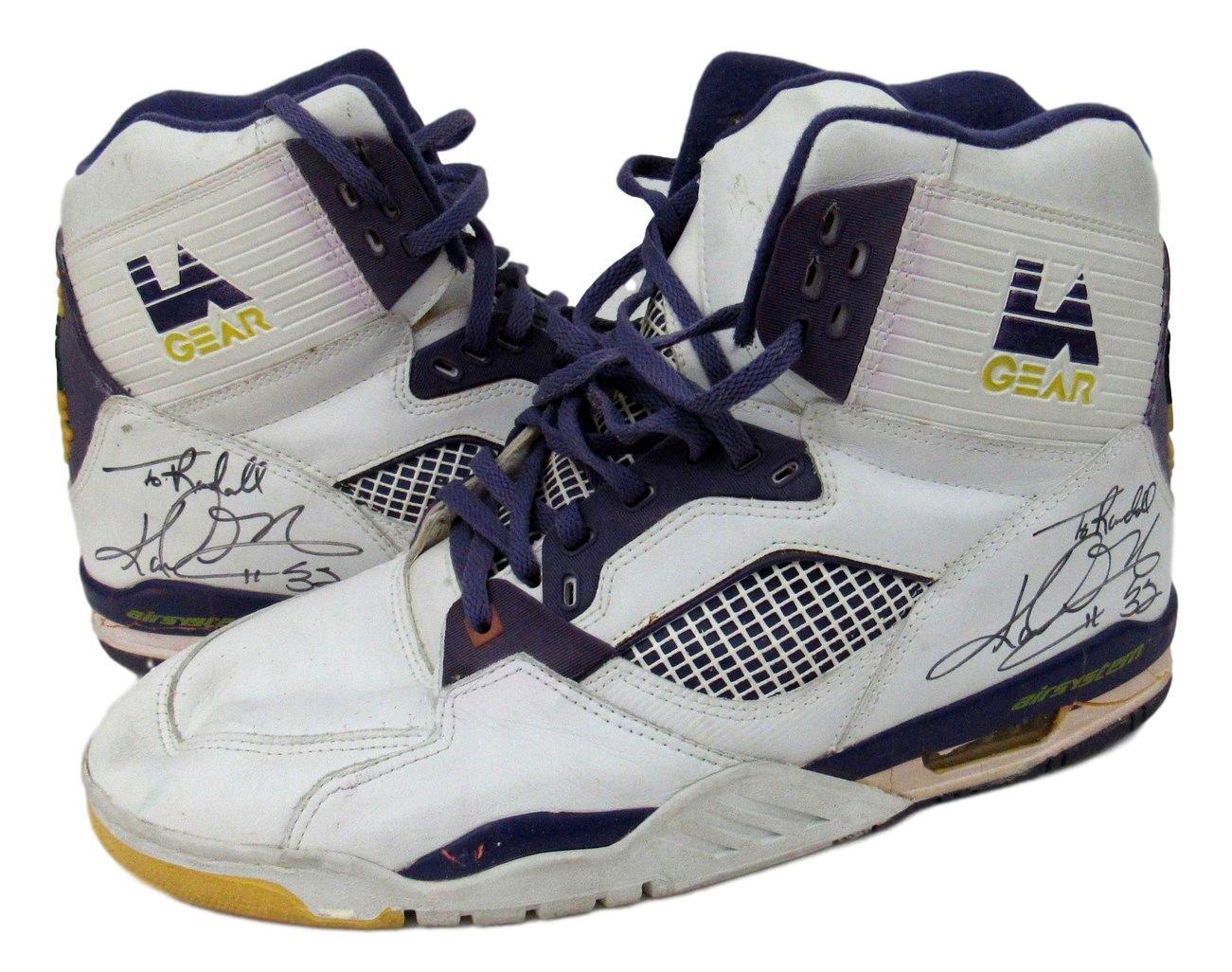 1990 Karl Malone Utah Jazz Signed Game Worn Sneakers Shoes LA Gear RARE 154711