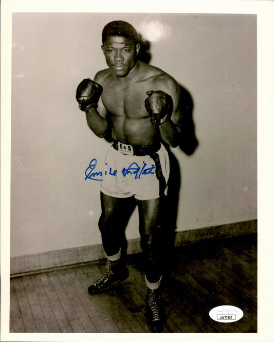 Emile Griffith Signed/Autographed 8x10 B/W Boxing Photo JSA 191037